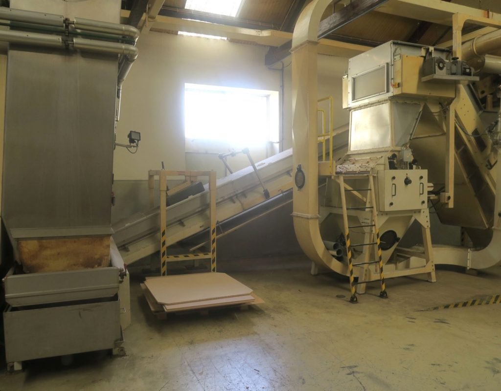 03 - GLT Green Leaf Threshing Line