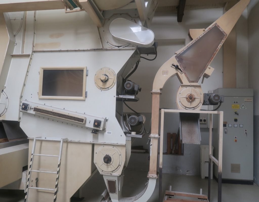 08 - GLT Green Leaf Threshing Line