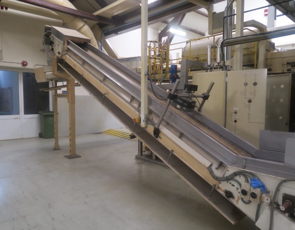 13 - GLT Green Leaf Threshing Line